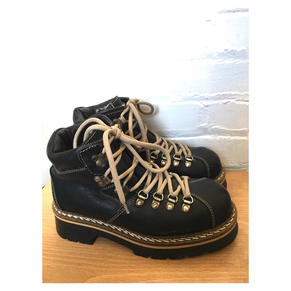 RARE Chunky Vintage ALDO Boots